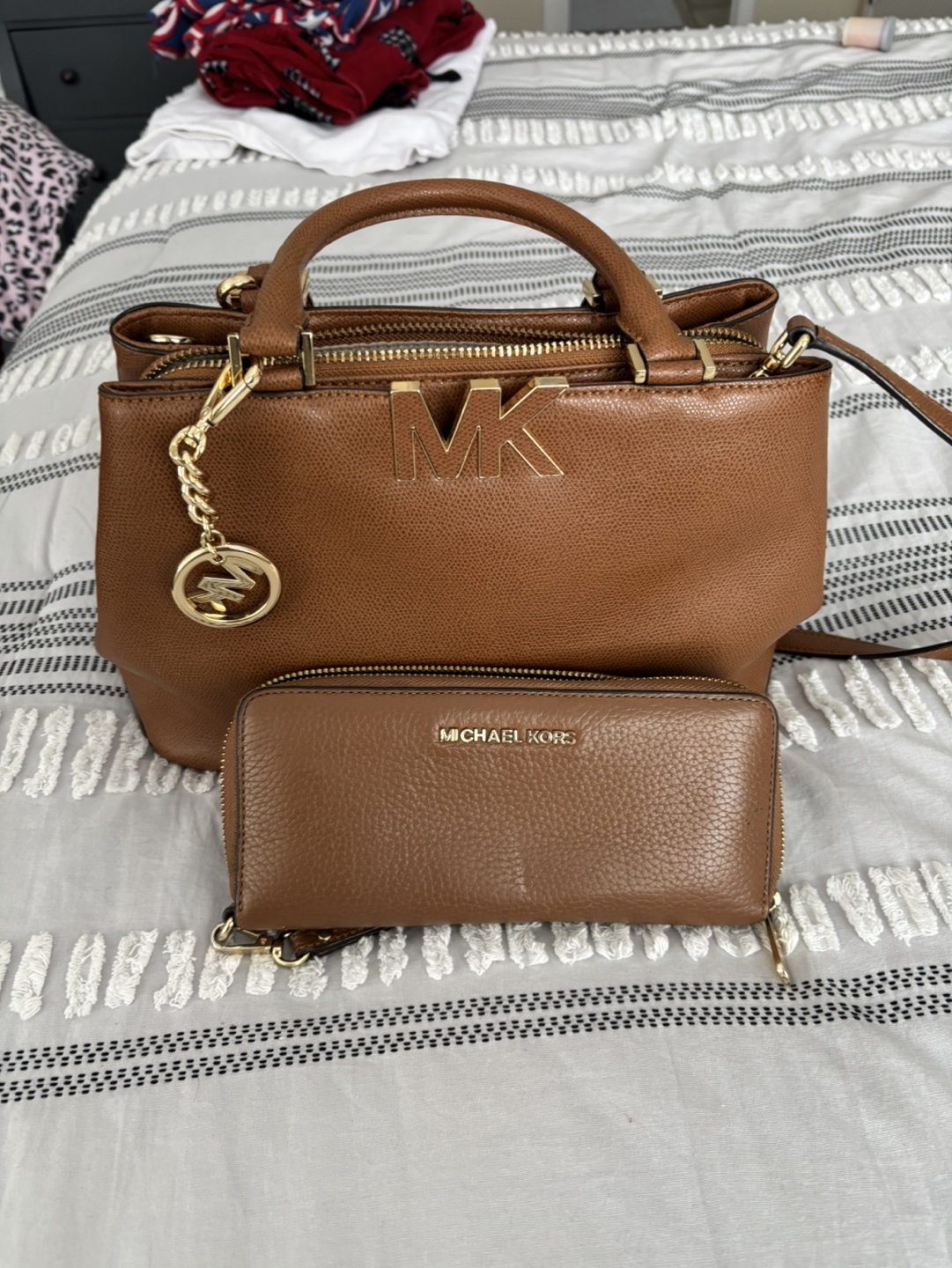 Michael Kors Brown Handbag and Wallet Set - photo 2