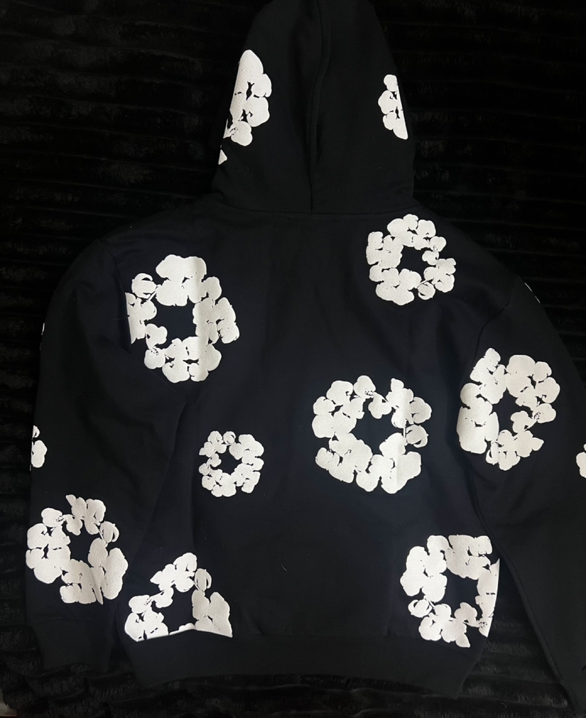 Denim Tears Black and White Flower Hoodie - photo 4