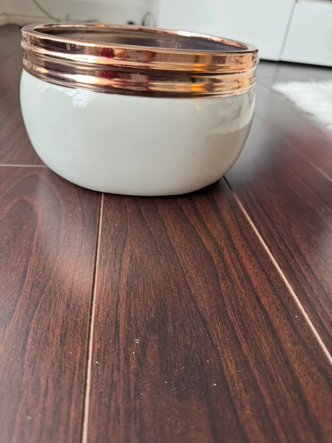 Large light green and Rose Gold Ceramic Bowl image indicator(2)