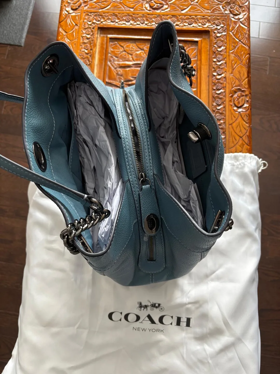Coach Pebbled Leather Chain Shoulder Bag image indicator(2)
