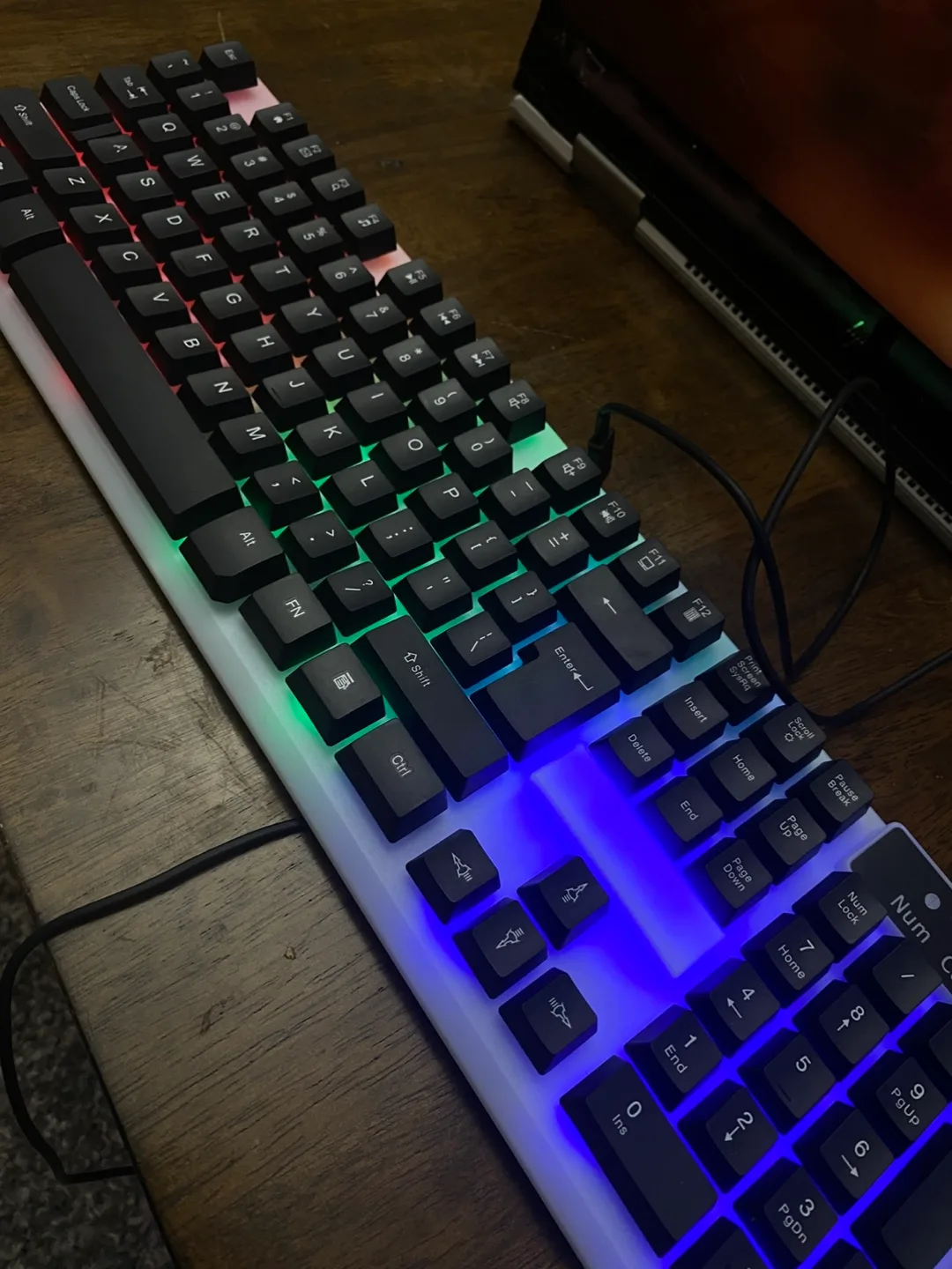 RGB Wired Keyboard image indicator(3)