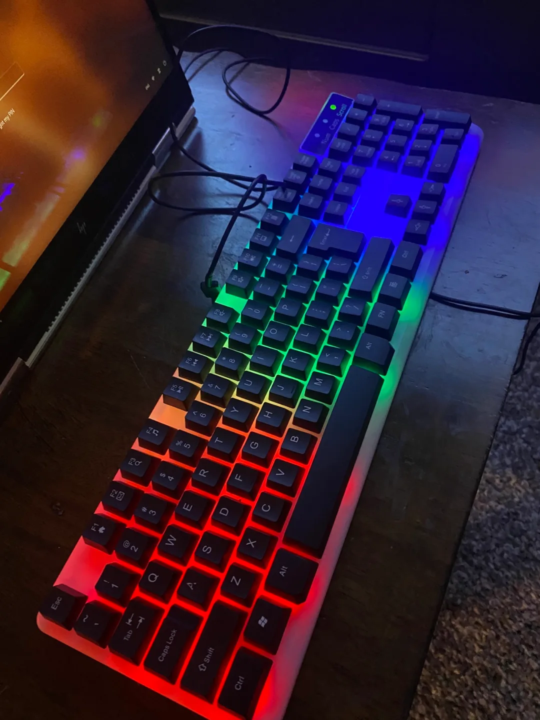 RGB Wired Keyboard image indicator(7)