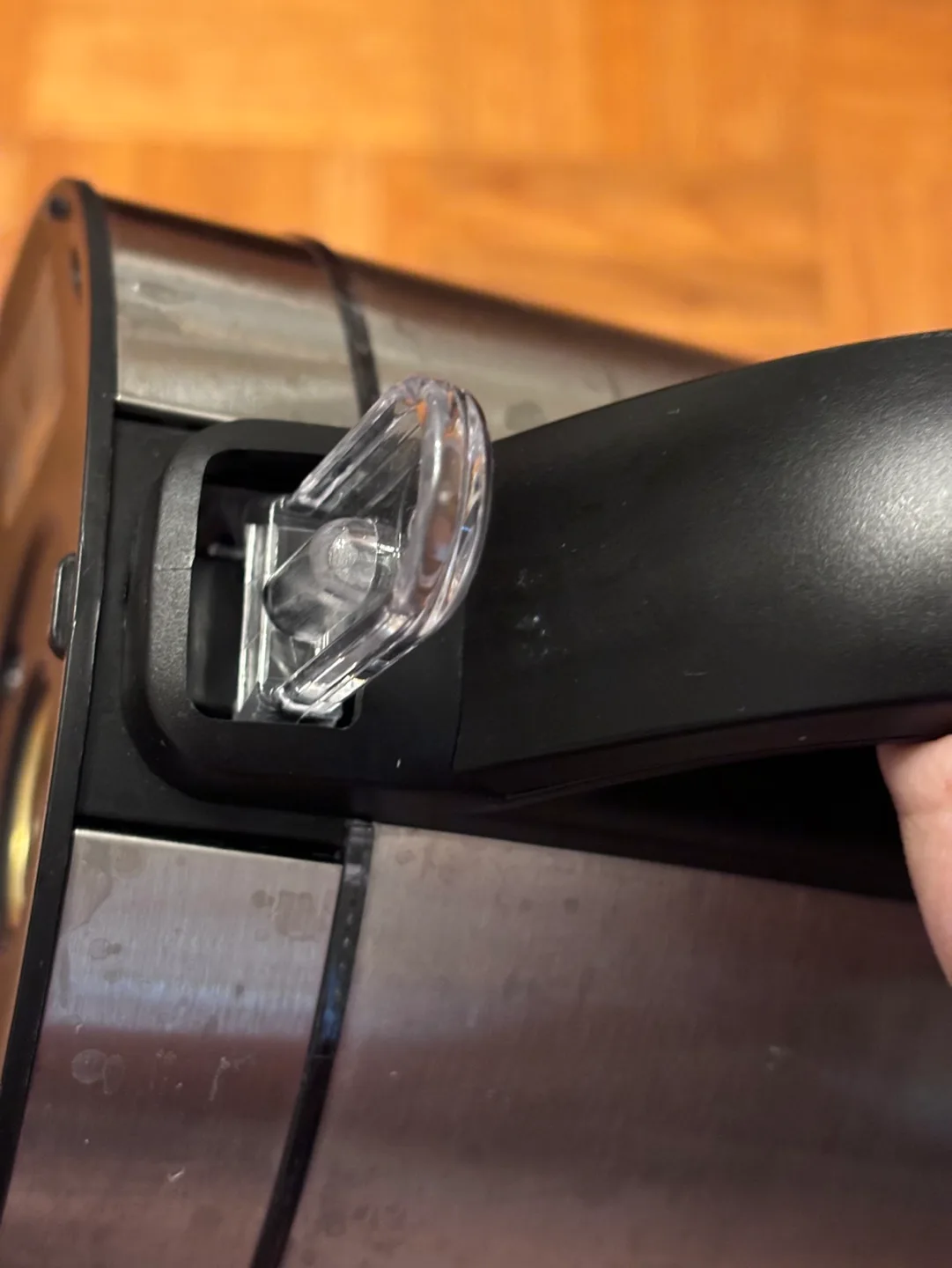 Hamilton Beach 1.7L Stainless Steel Electric Kettle image indicator(6)