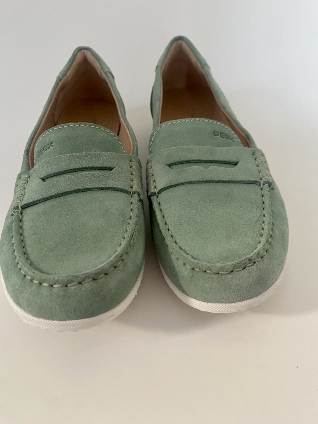NEW Women's GEOX Sage Green Suede Loafers - photo 4