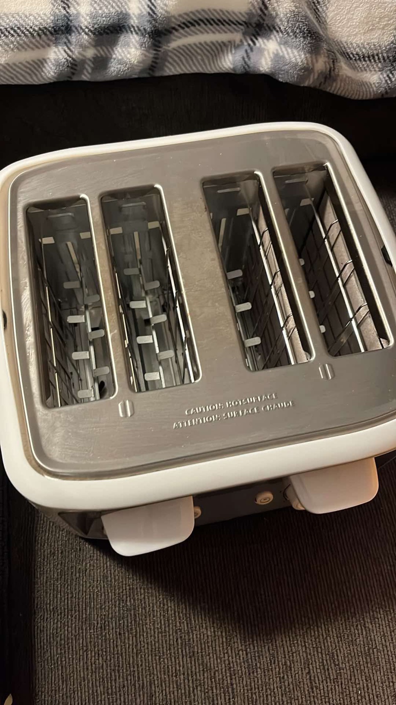 Toastmaster 4-Slice Toaster - White - photo 3