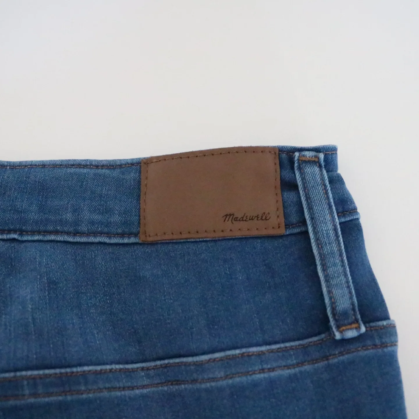 Madewell Curvy Petite Roadtrippe Jeggings Size 37P image indicator(3)