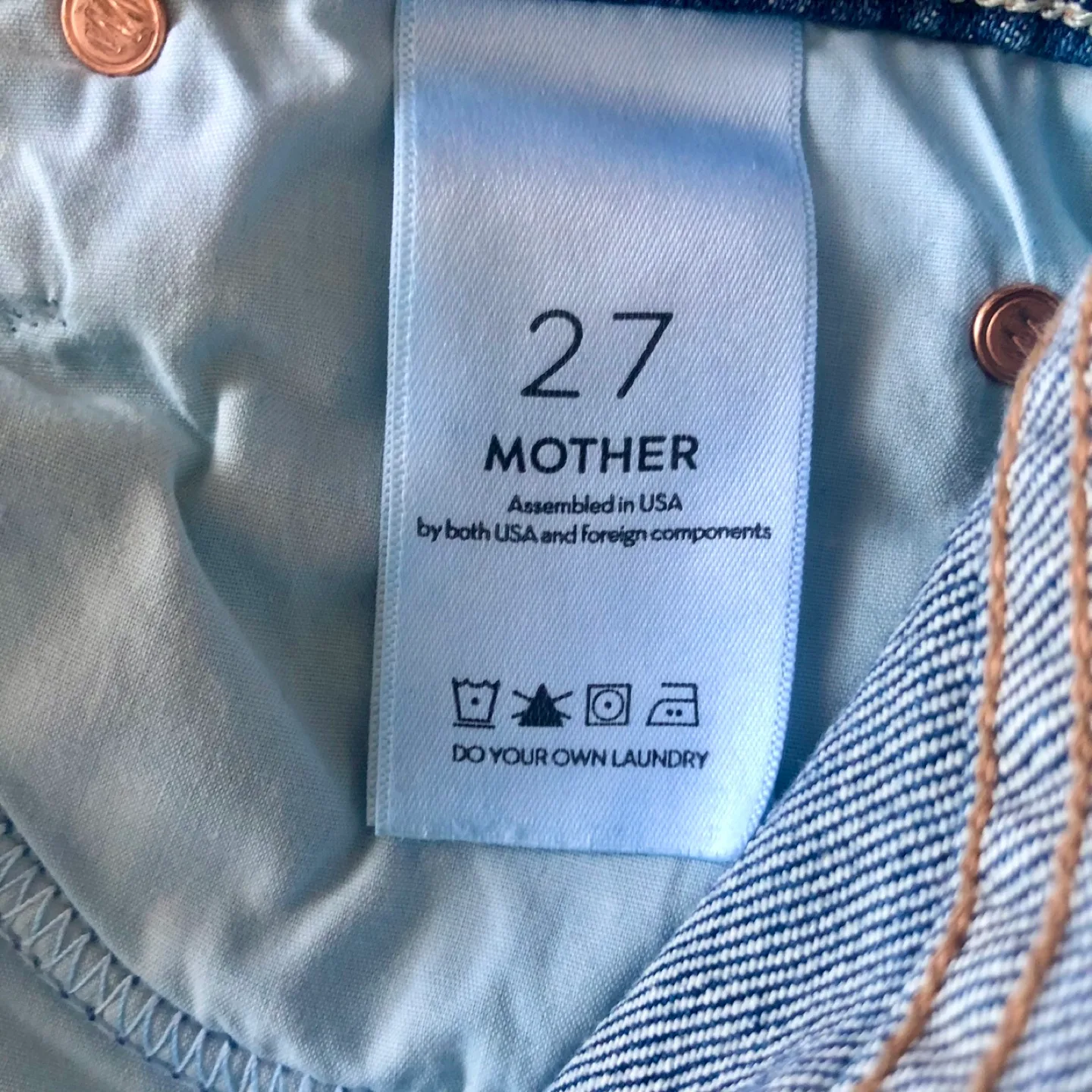 MOTHER The Dazzler Shift  Crop Jeans, Size 27, Distressed Denim image indicator(10)