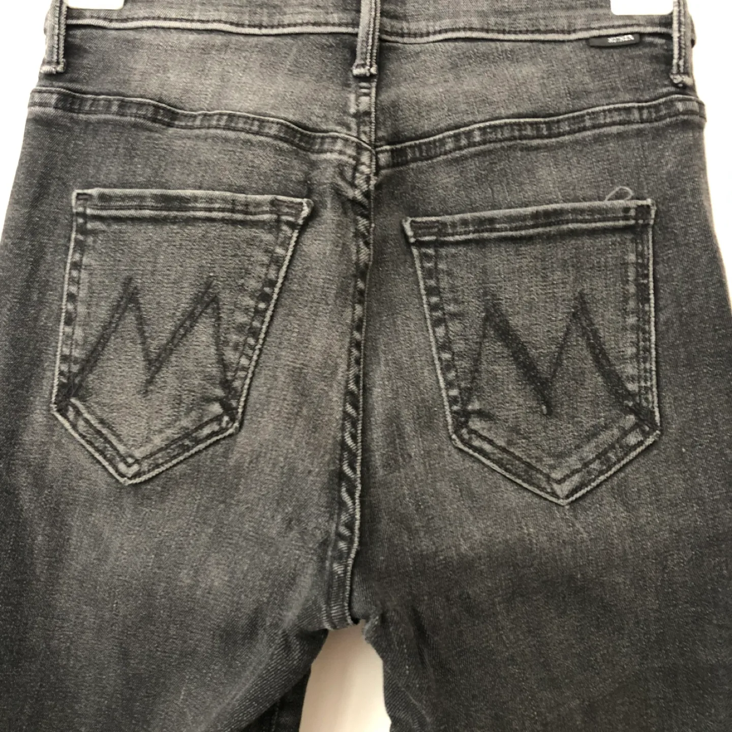 Mother The Swooner Cat Got Your Tongue Crop Jeans Size 25 image indicator(4)