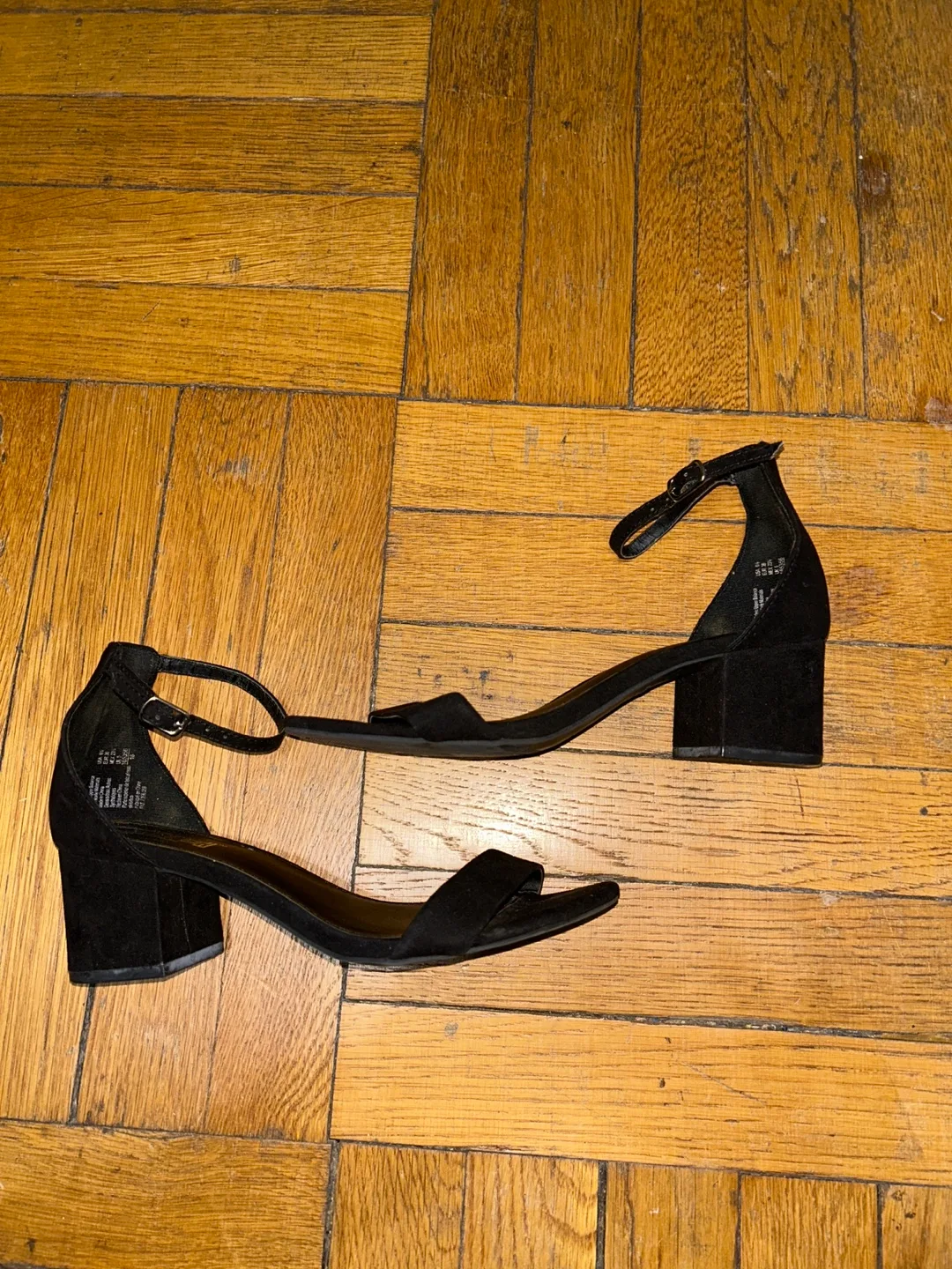 Brash Black Faux Suede Block Heel Sandals SZ 6.5 #freecycle image indicator(2)