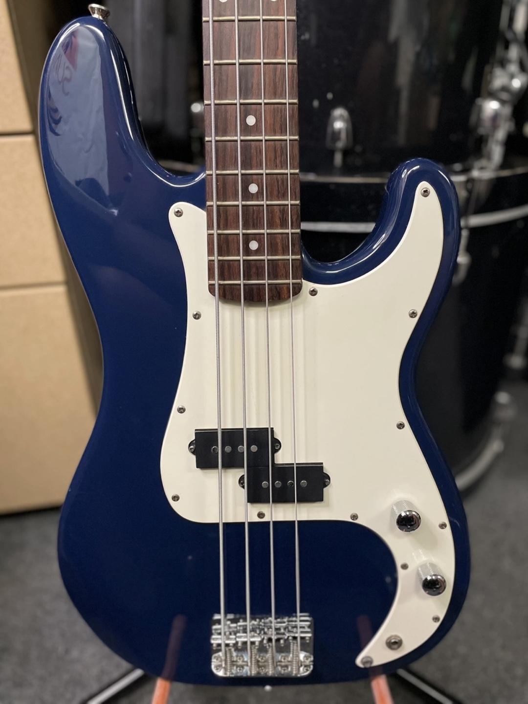 Squier by Fender 20th Anniversary Precision Bass - photo 2