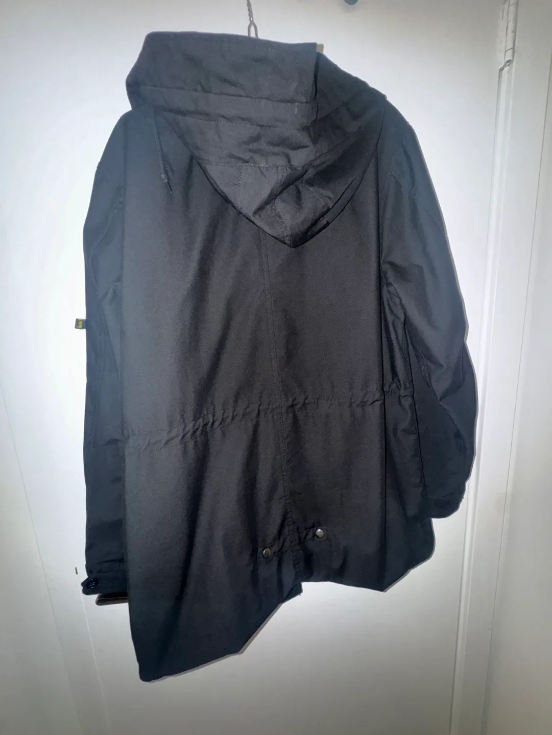 Alpha Industries Men's Black Hooded Parka image indicator(2)