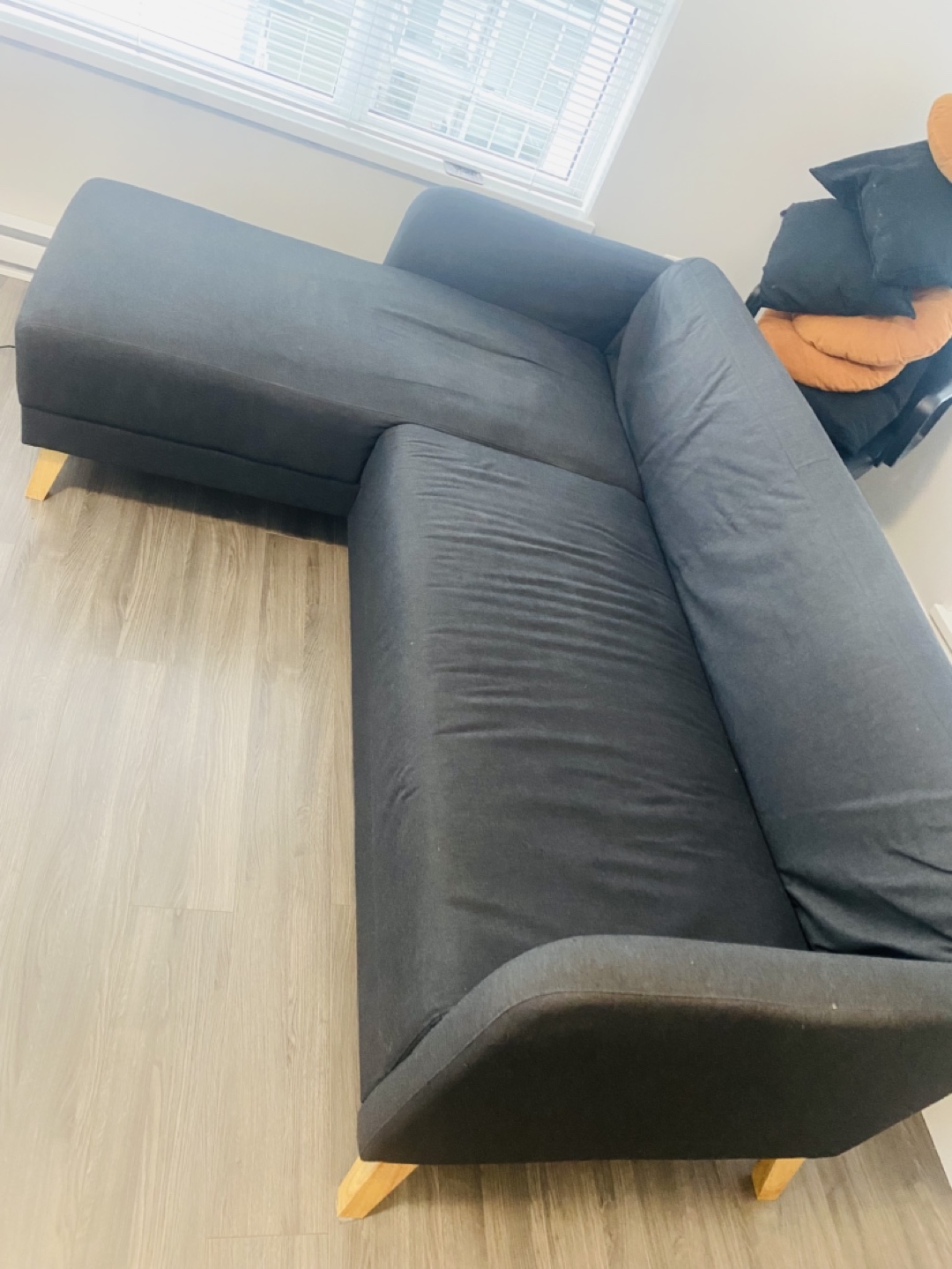 Linanäs Ikea couch