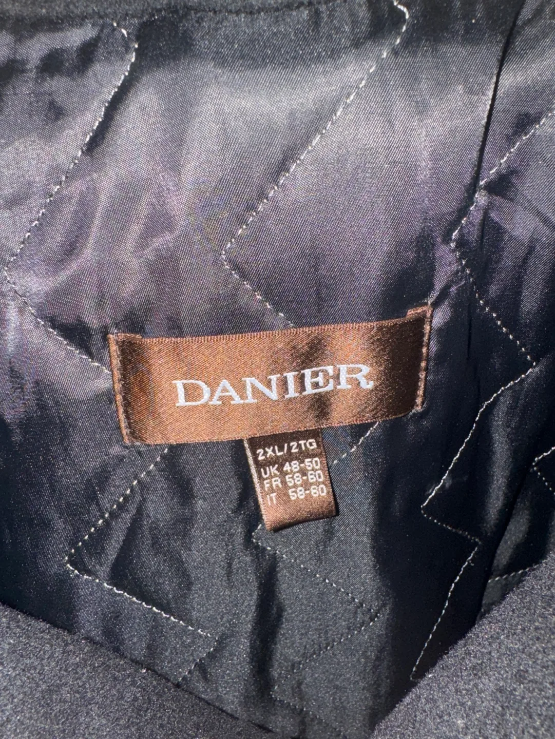 Men's Danier Black Leather Jacket - Size 2XL image indicator(3)