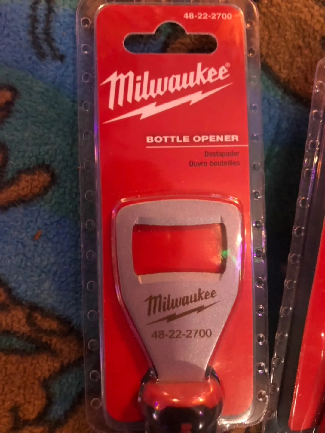 Milwaukee Flush Cutters and Bottle Opener image indicator(3)