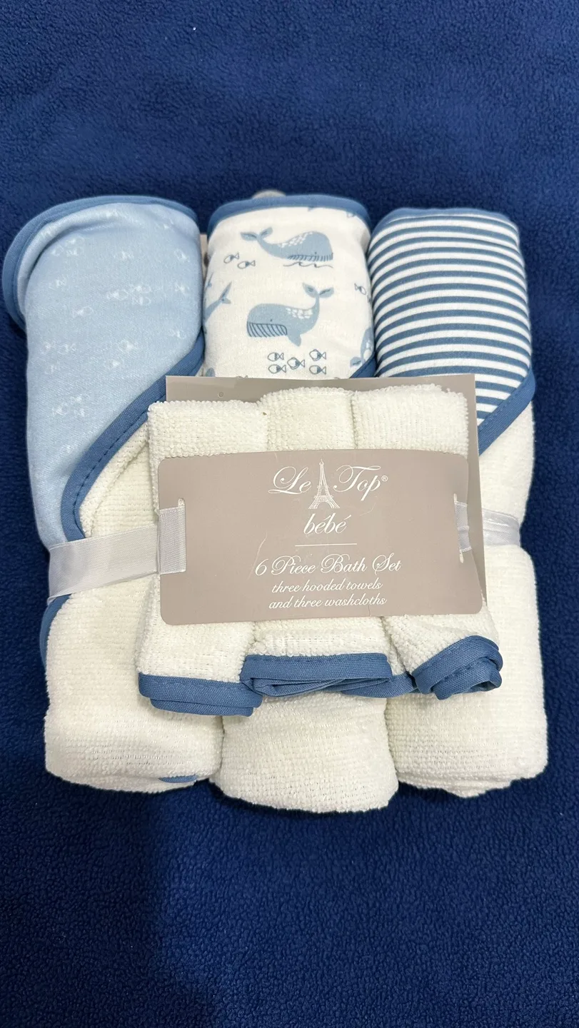 Baby Bundle: Nursing Cover, Happiest Baby Swaddle, & More! image indicator(6)