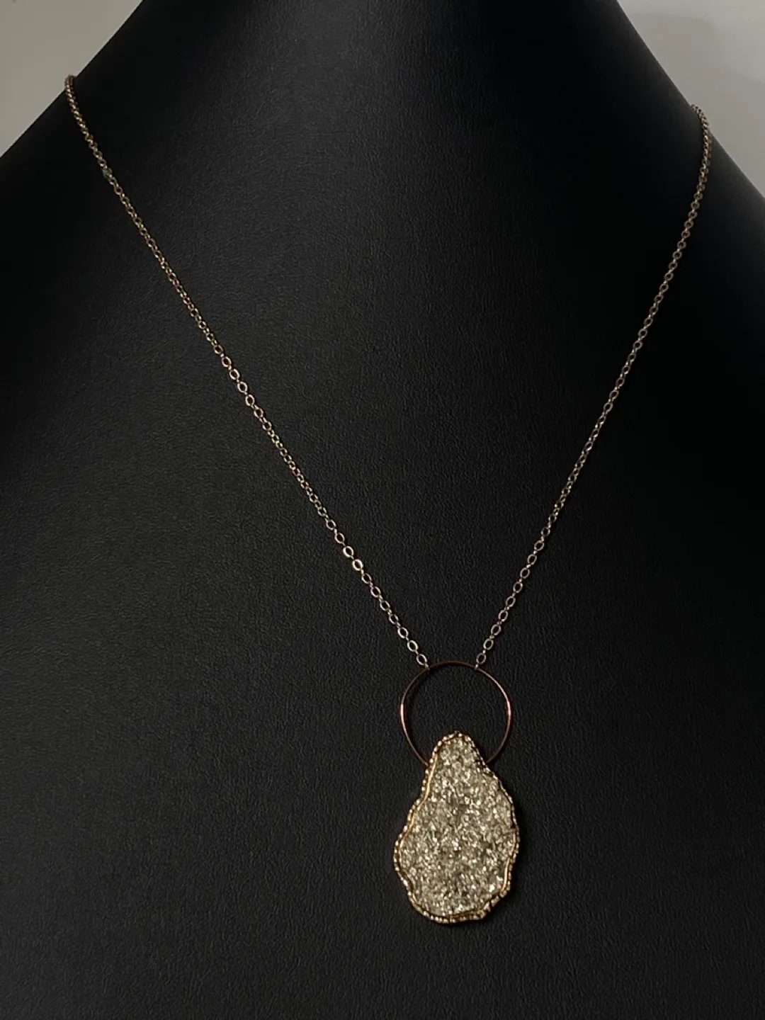 Unique Gold Druzy Necklace image indicator(2)