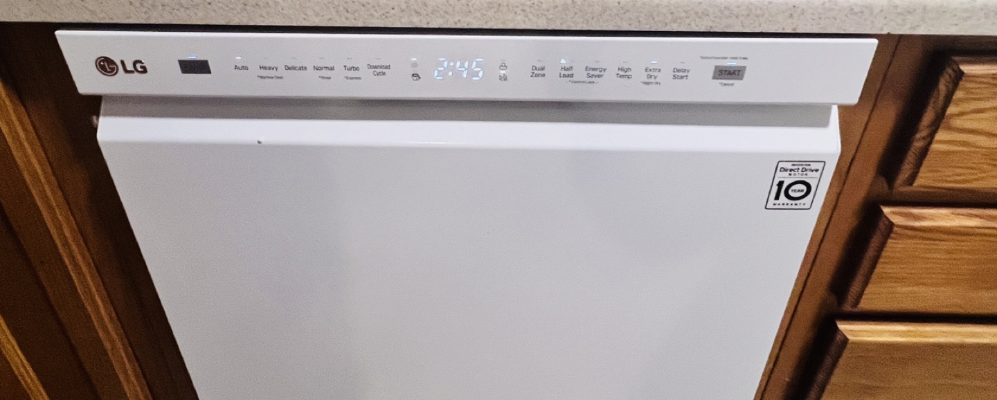 LG Dishwasher - White - Direct Drive