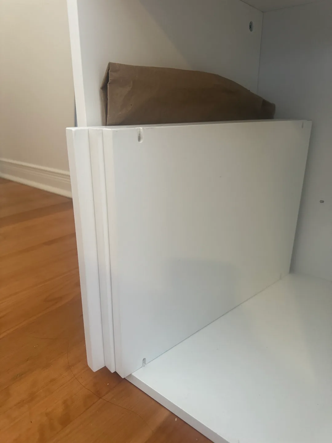 White Shoe Storage Bench with Cushioned Top image indicator(3)