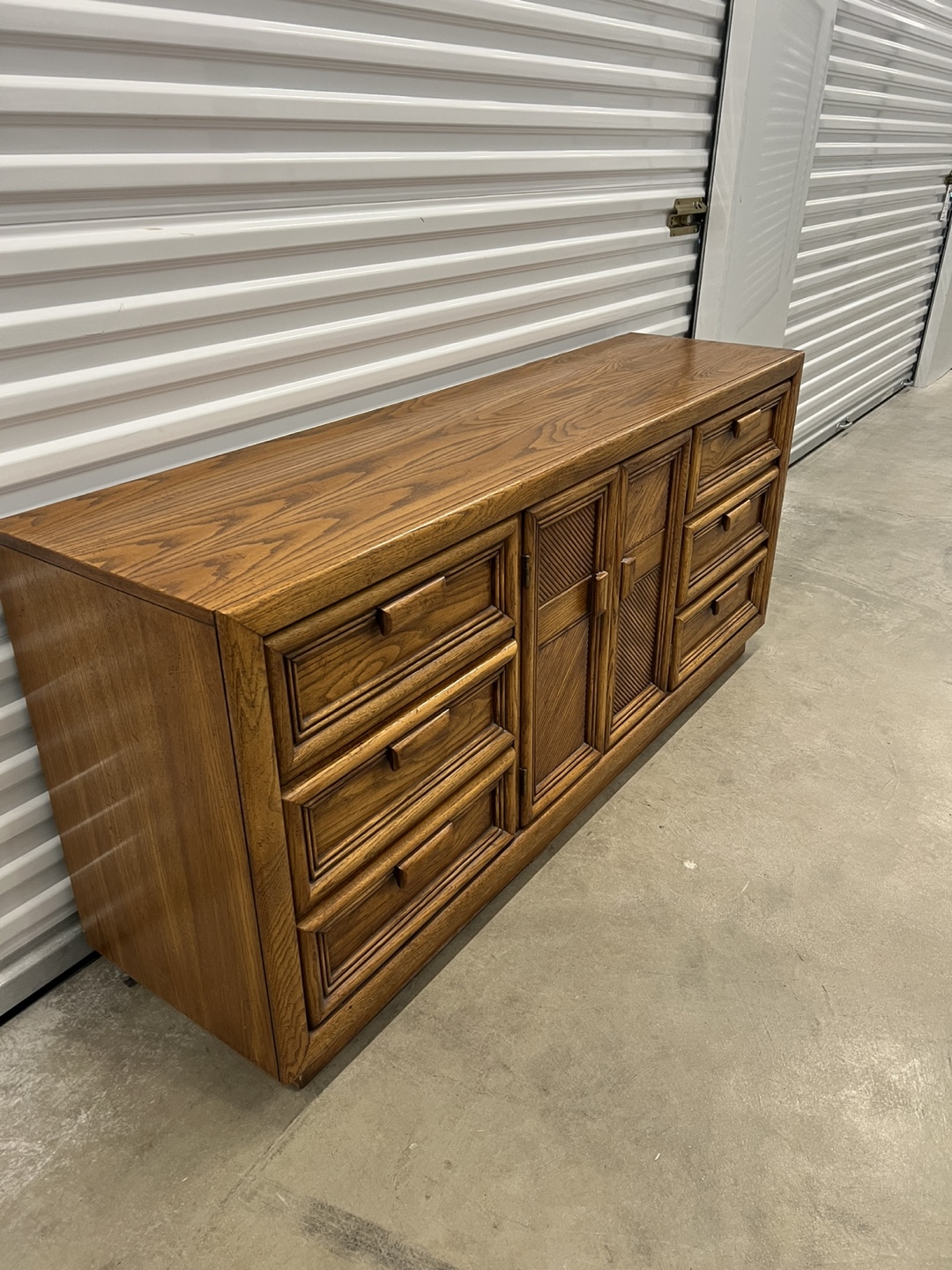 Wooden 9 drawers Dresser - photo 4