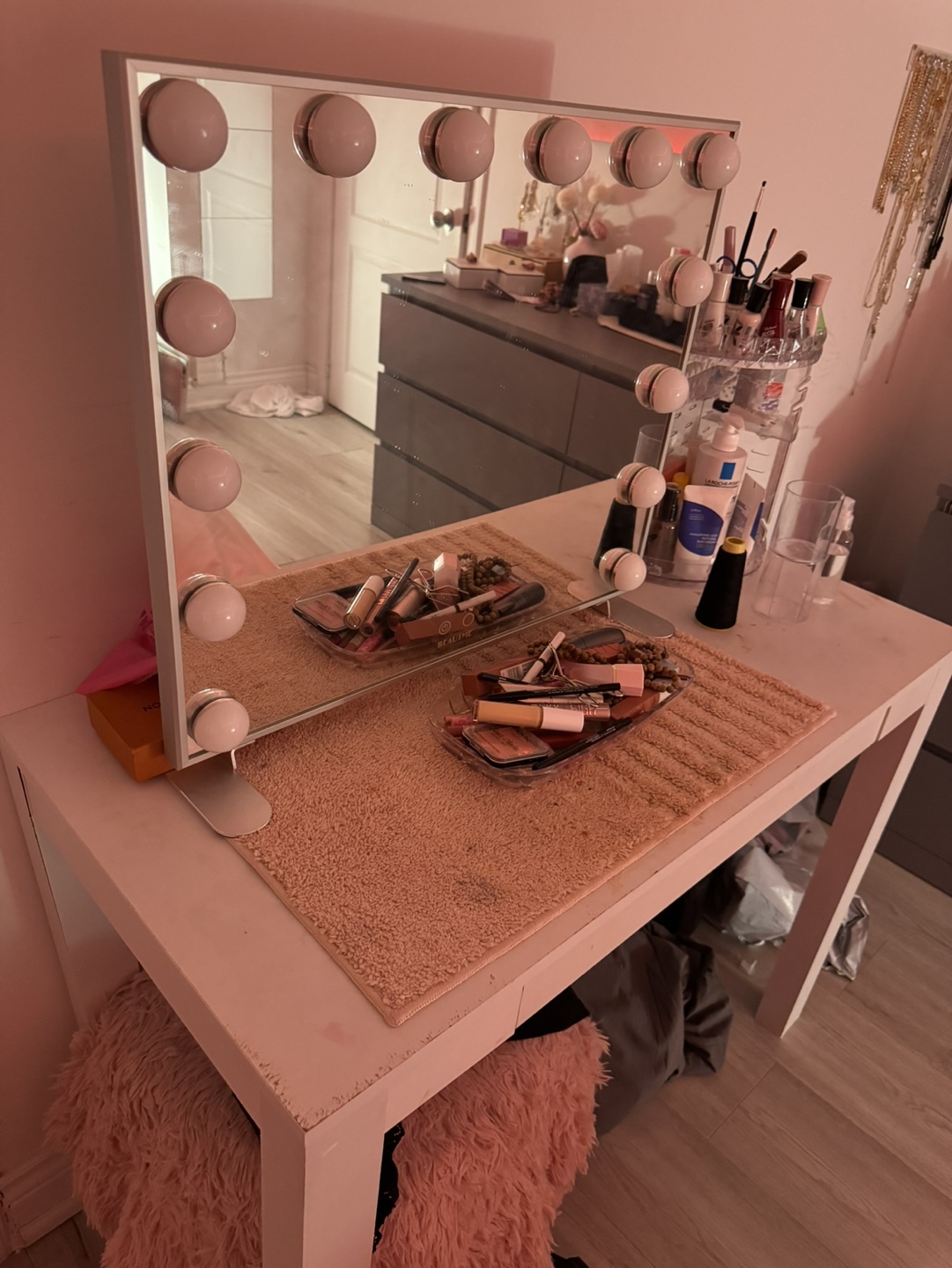 Hollywood Vanity Mirror with Lights