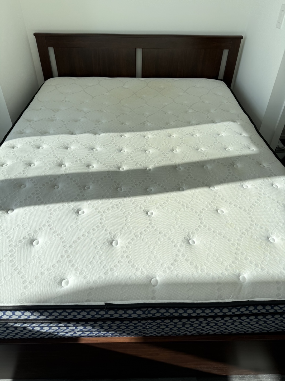 Ikea Songesand Queen bed