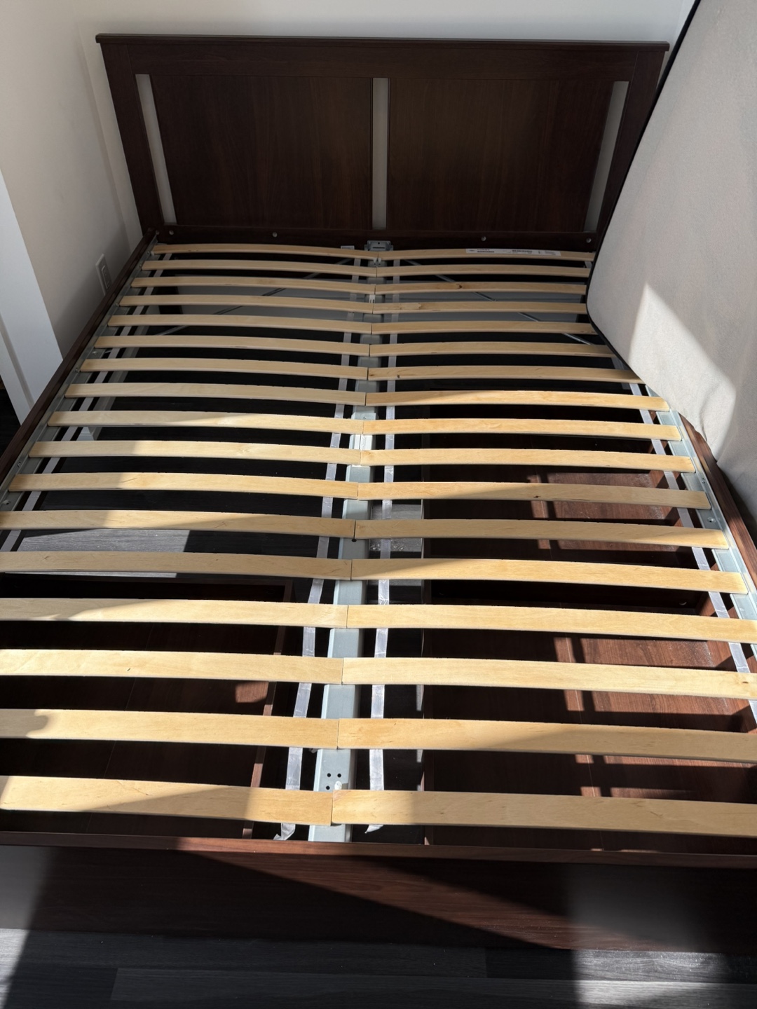 Ikea Songesand Queen bed - photo 2