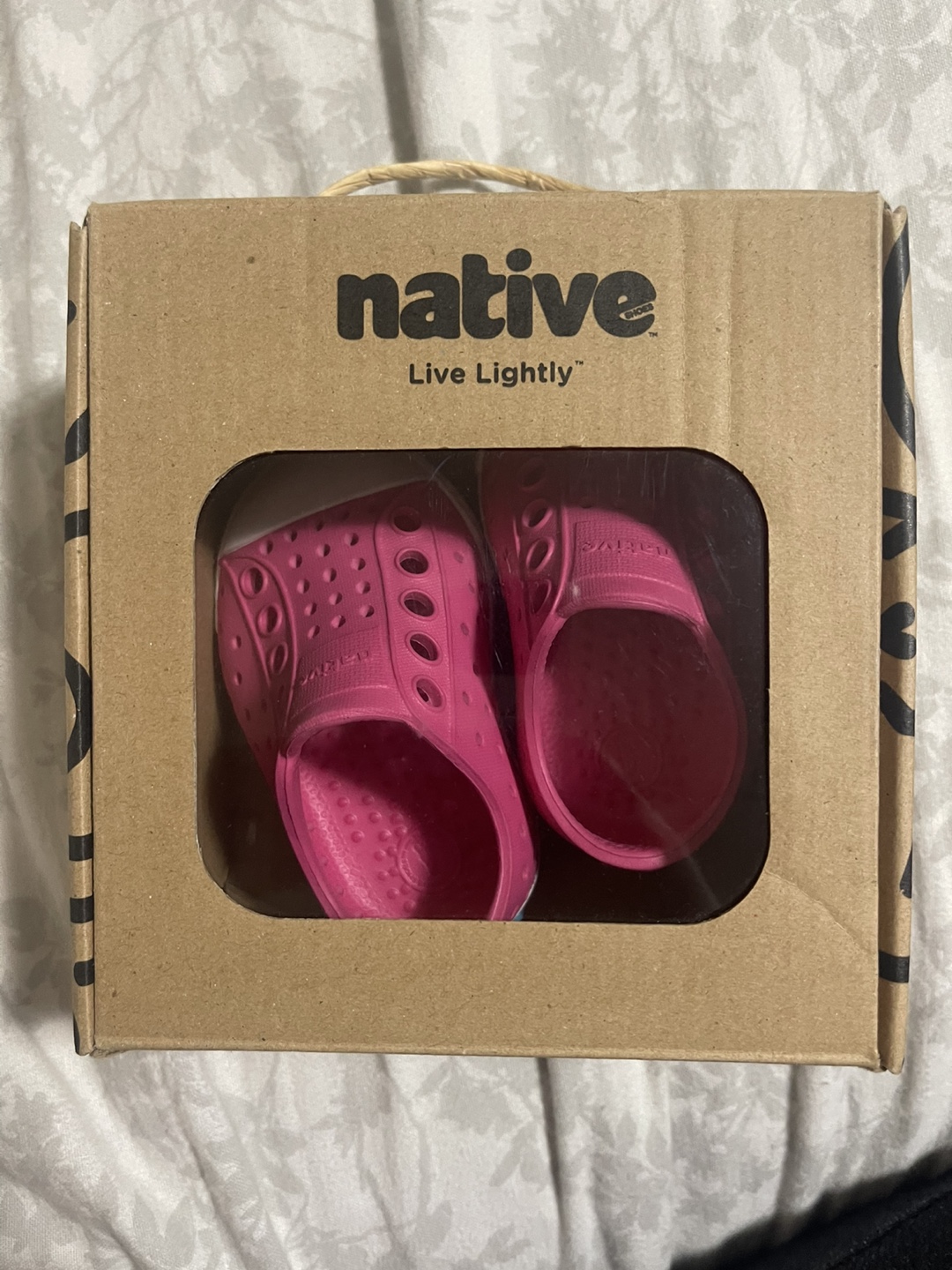 Native Jefferson Pink Kids Shoes Size 2 - photo 3