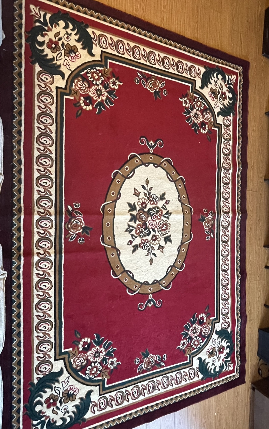 Large Red Floral Area Rug - photo 3