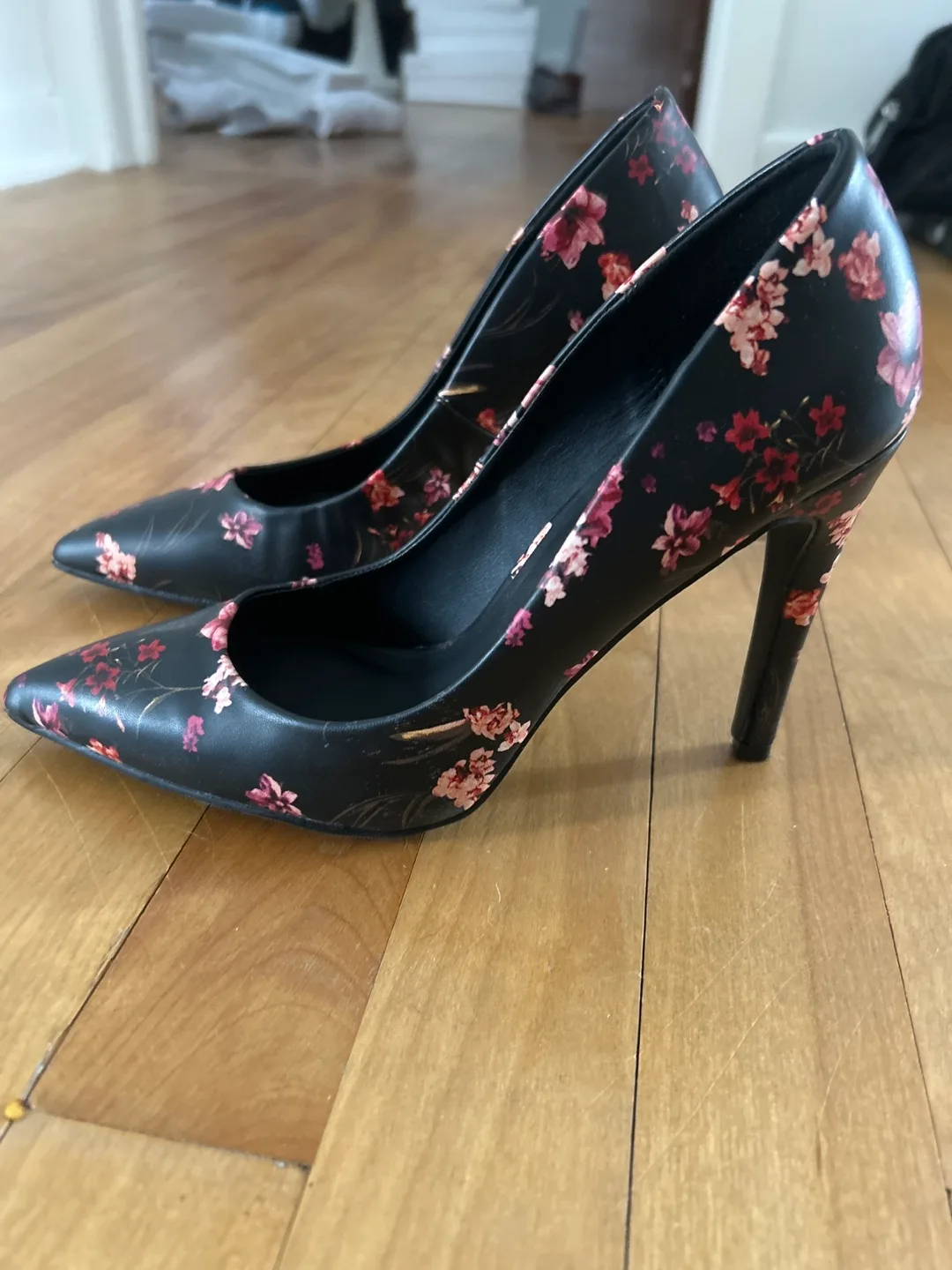 Floral Print Stilettos image indicator(2)