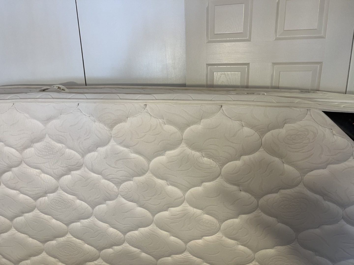 Mattress  queen - photo 5