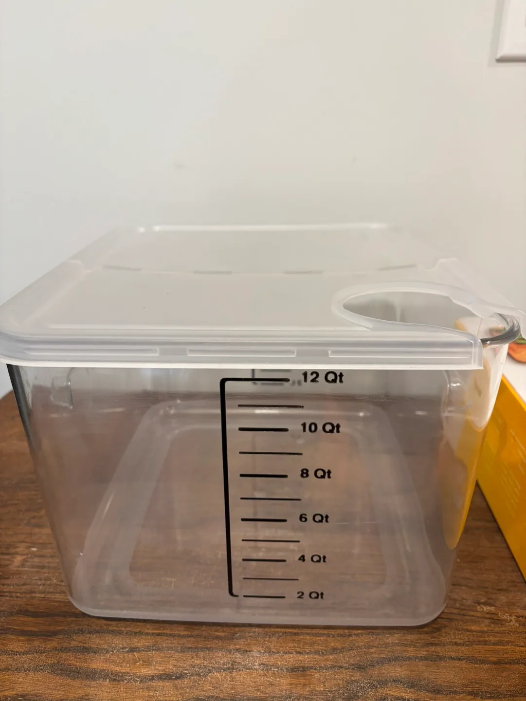 Sous Vide + 8 Quart Rubbermaid Container image indicator(5)