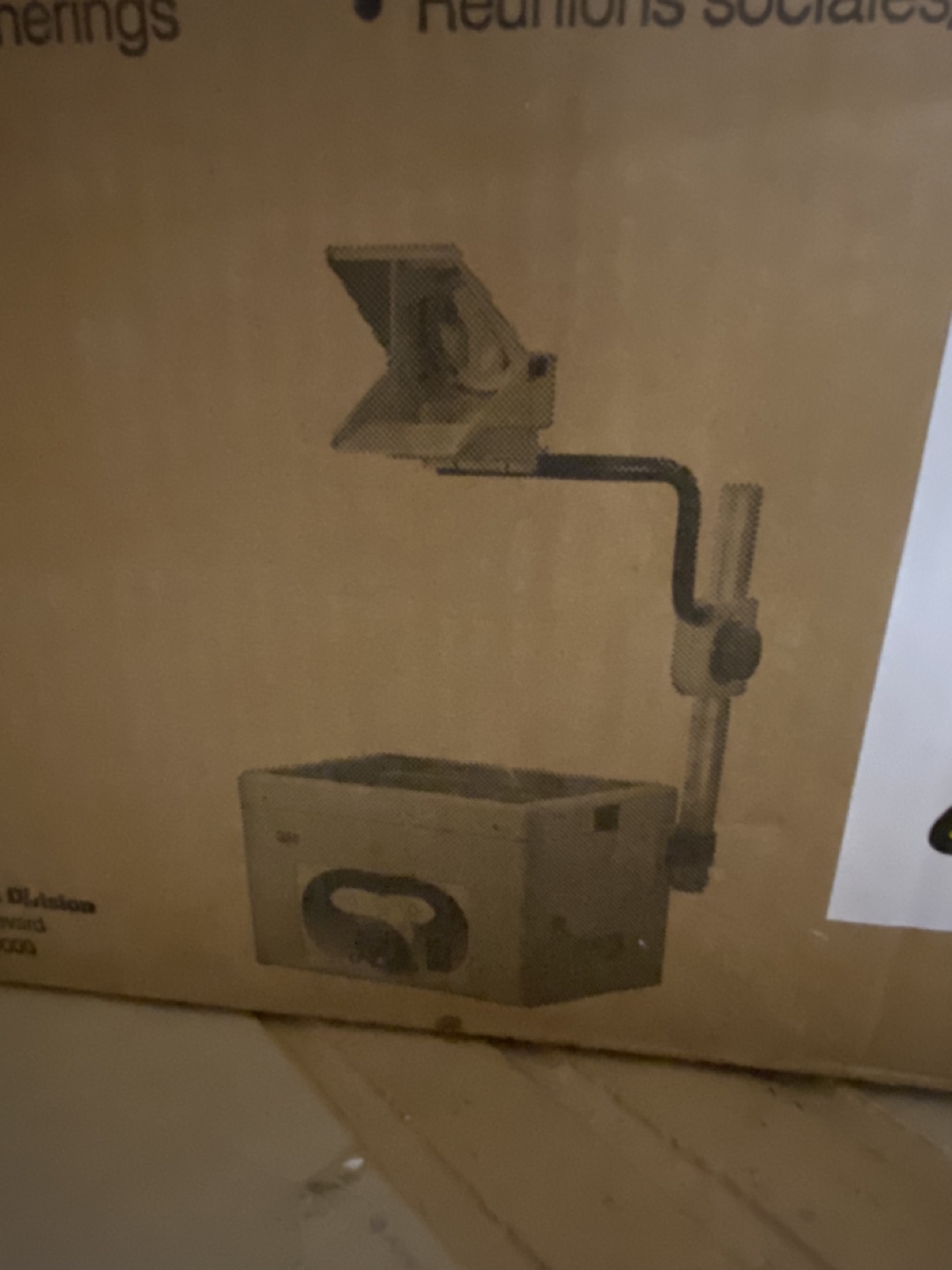 3M Overhead Projector 1600 Series #freecycle