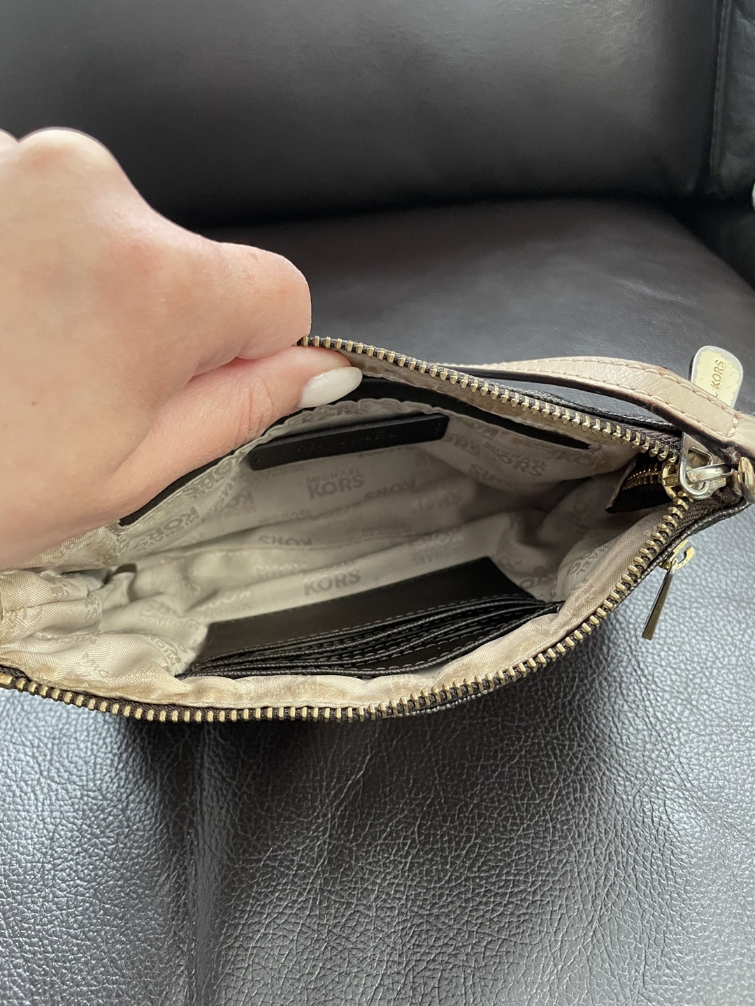 Michael Kors Brown Wristlet - photo 2