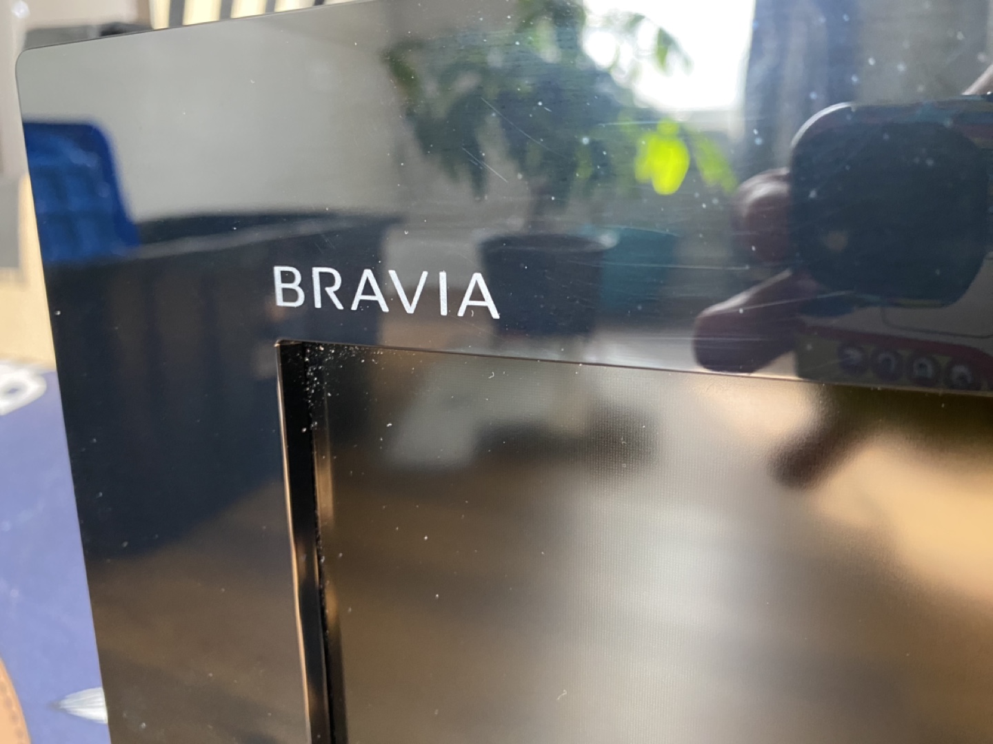 Sony Bravia KDL-32BX420 LCD TV - photo 3