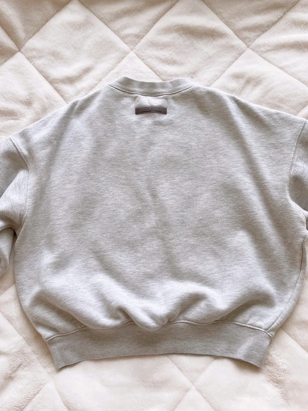 Essentials Fear of God Crewneck Sweatshirt image indicator(3)