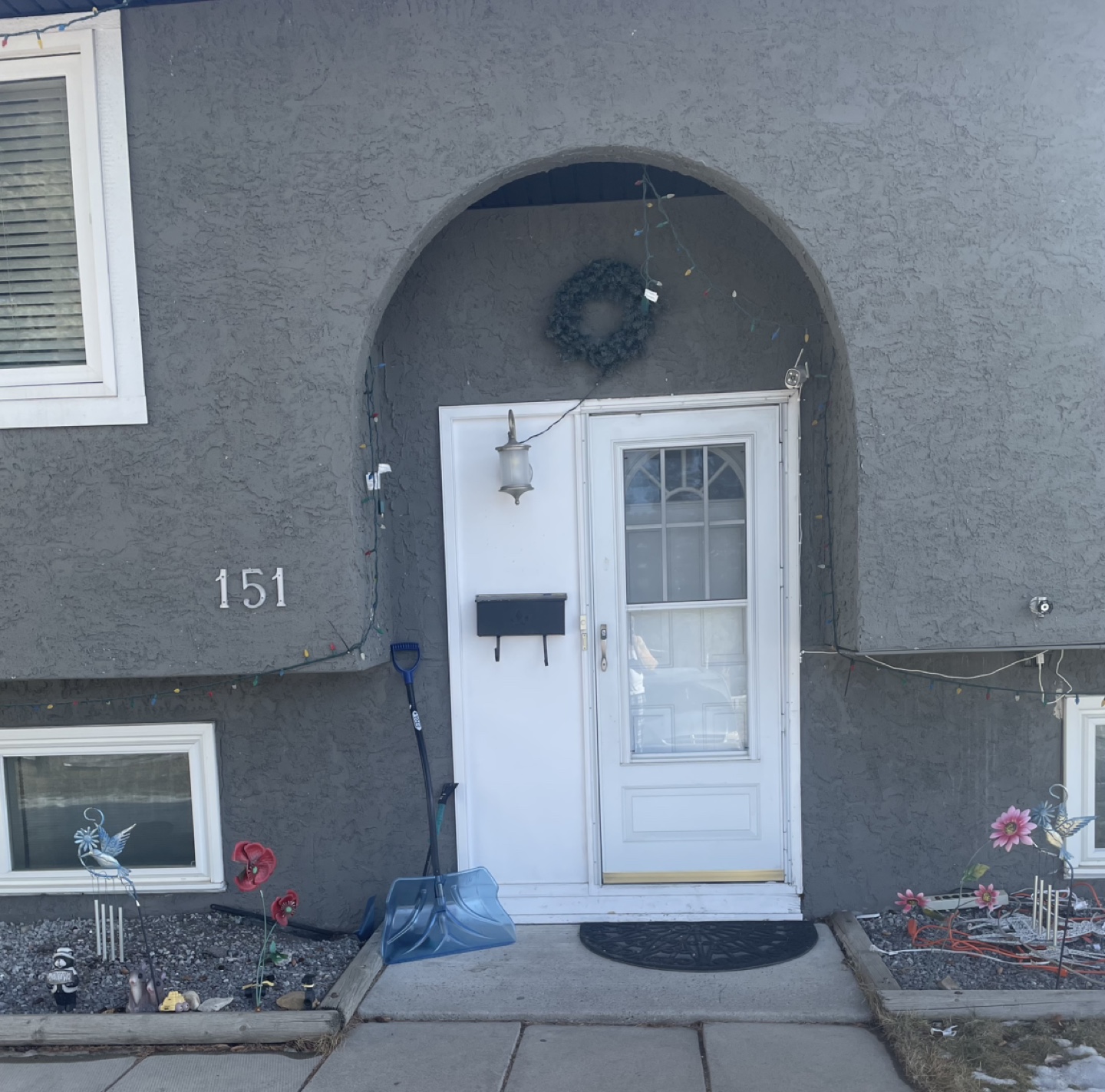 Bassment for rent - photo 2