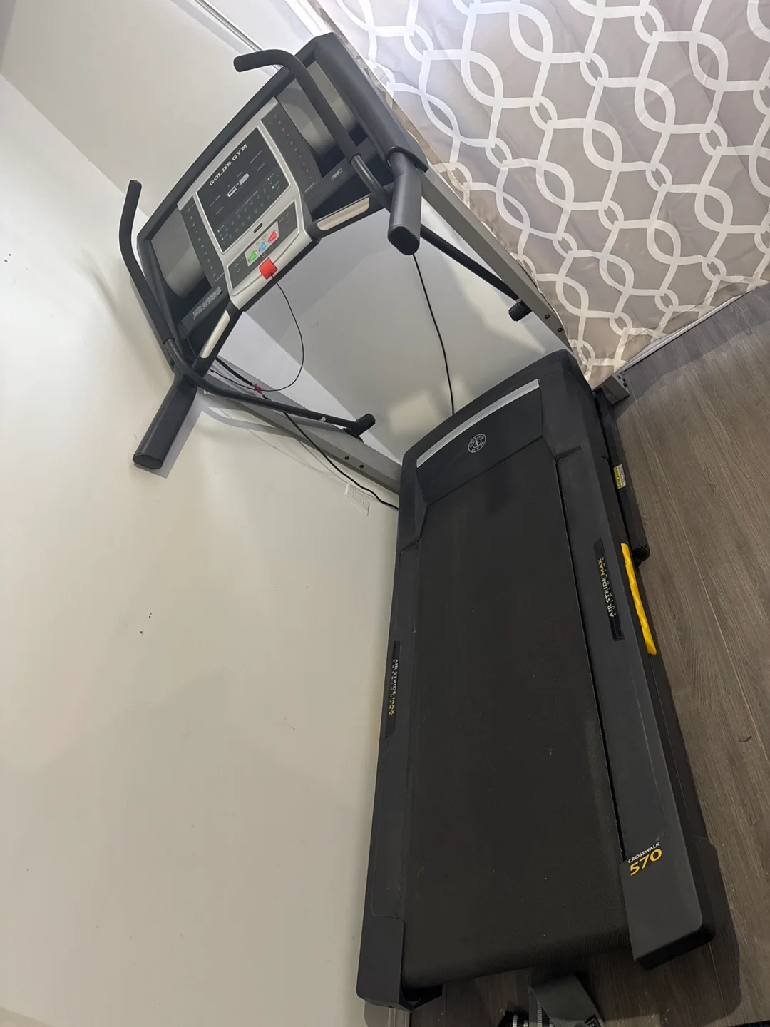 Gold's Gym 570 Treadmill image indicator(2)