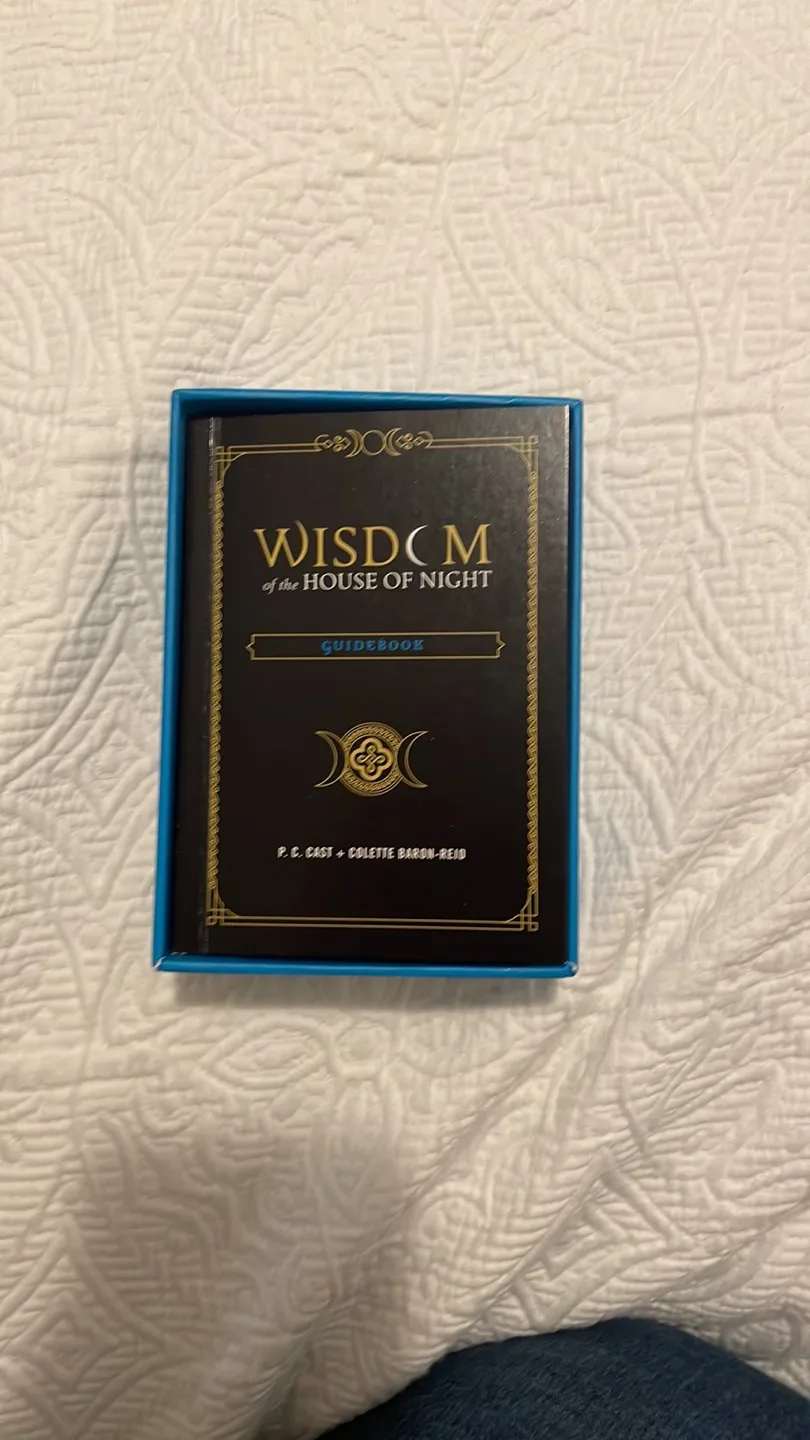 Wisdom of the House of Night Oracle Cards image indicator(2)