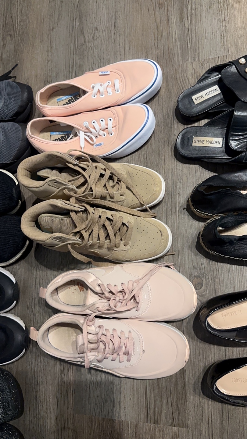 Bulk Women's Shoe Lot - Sneakers, Flats, Mules - photo 5