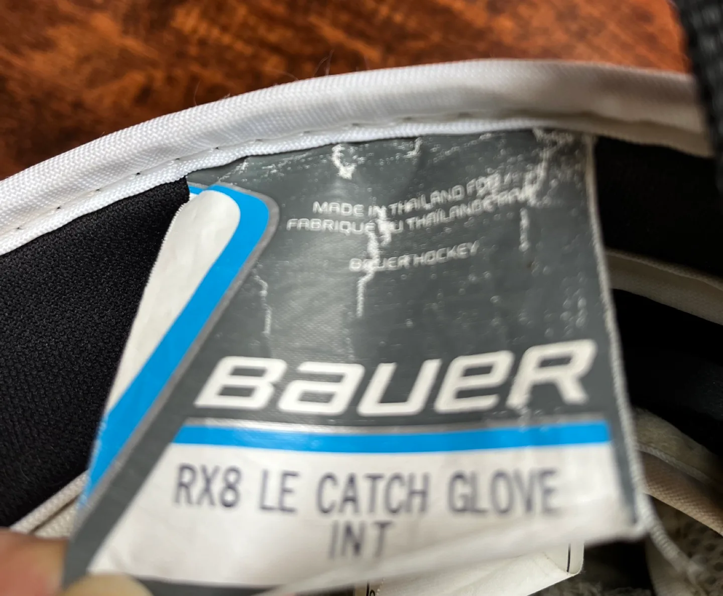 Bauer RX8 LE Goalie Catcher Intermediate size image indicator(4)