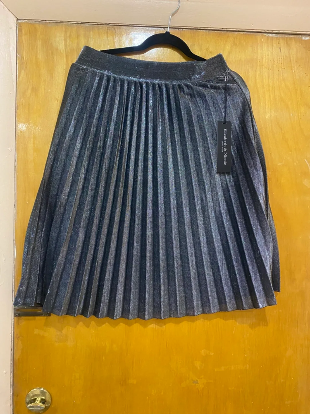 Pleated skirt size m image indicator(2)