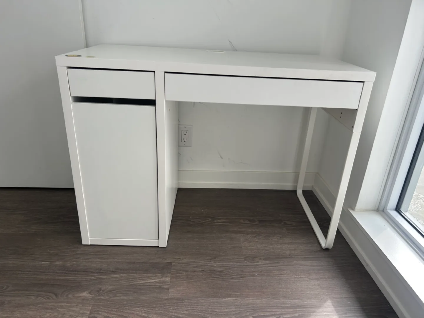 IKEA MICKE Desk - White thumbnail