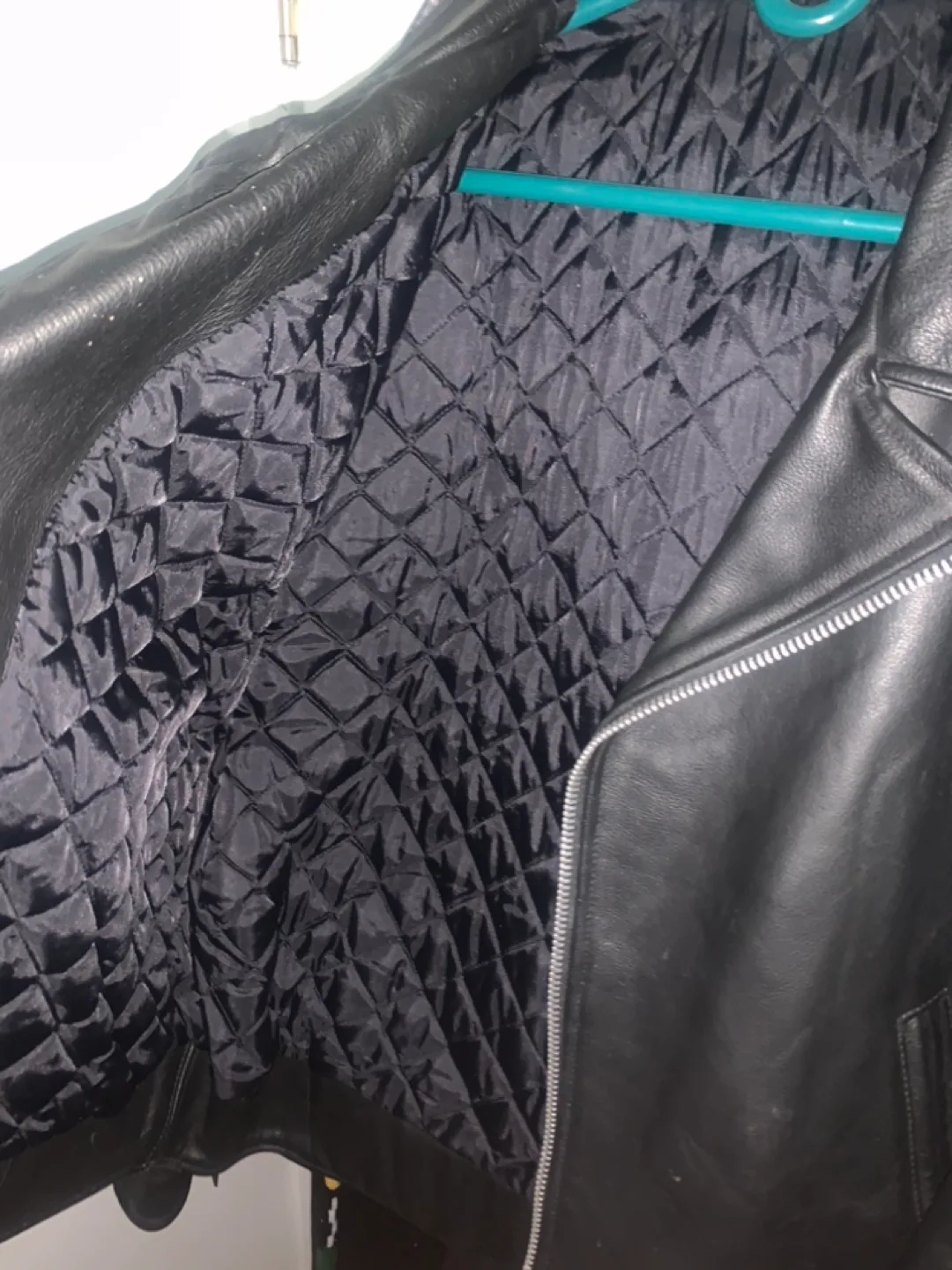 Men's Black Leather Shaker Motorcycle Jacket image indicator(4)