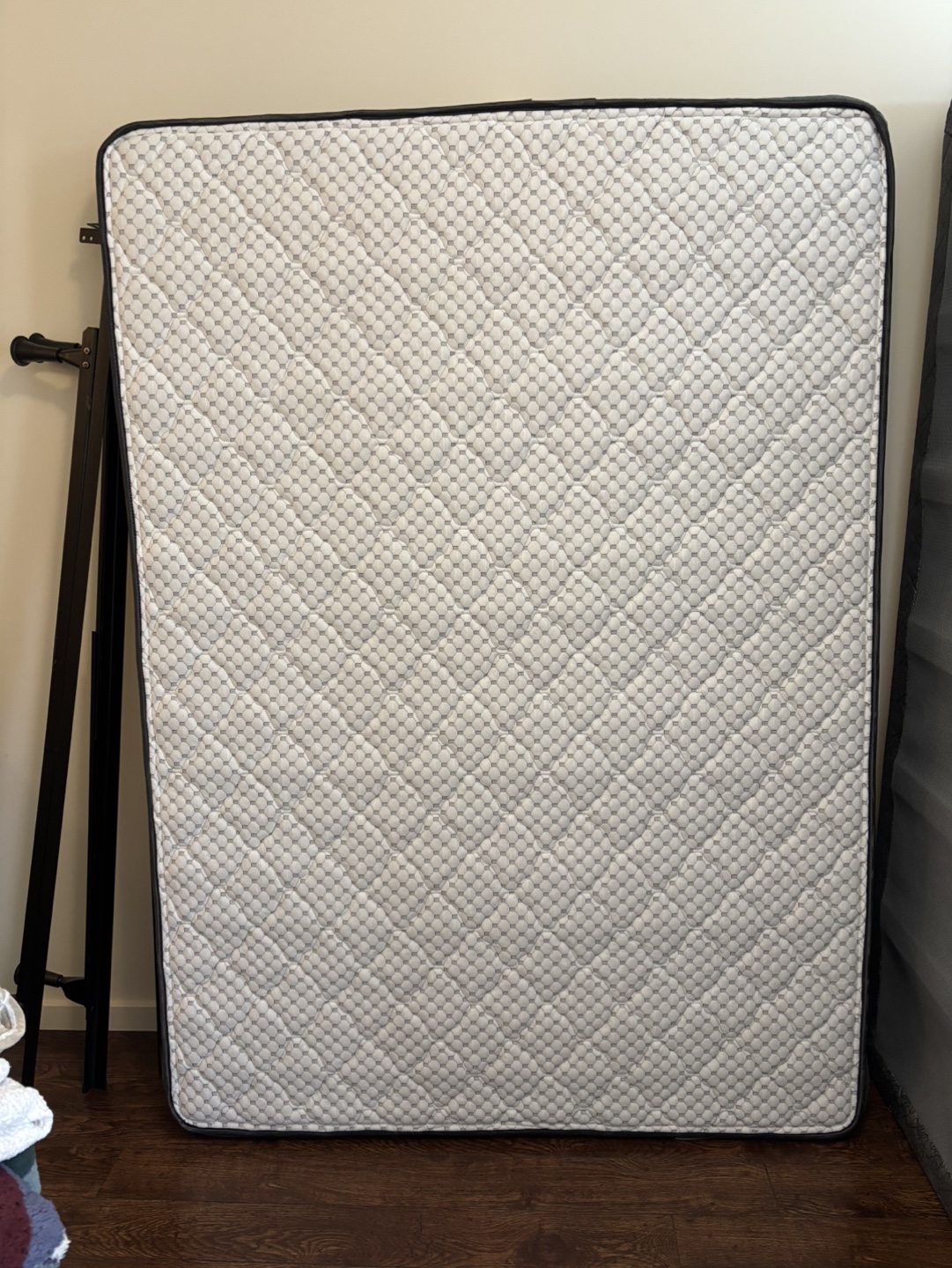 Double mattress, box spring and metal frame - photo 3