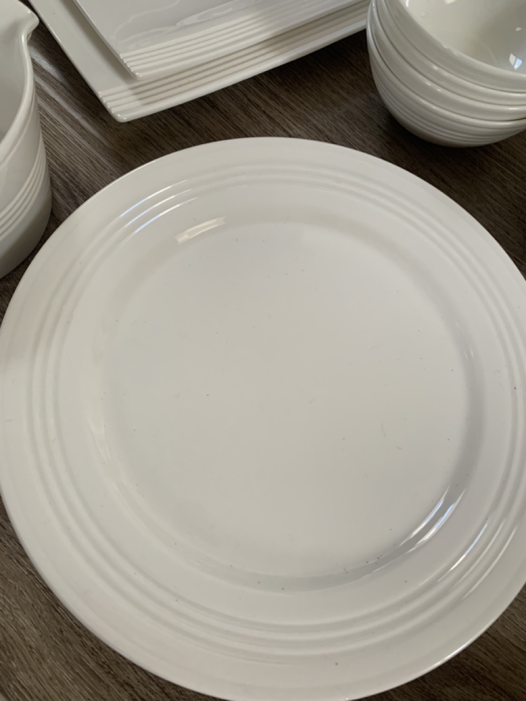 White Dinnerware Set - photo 4