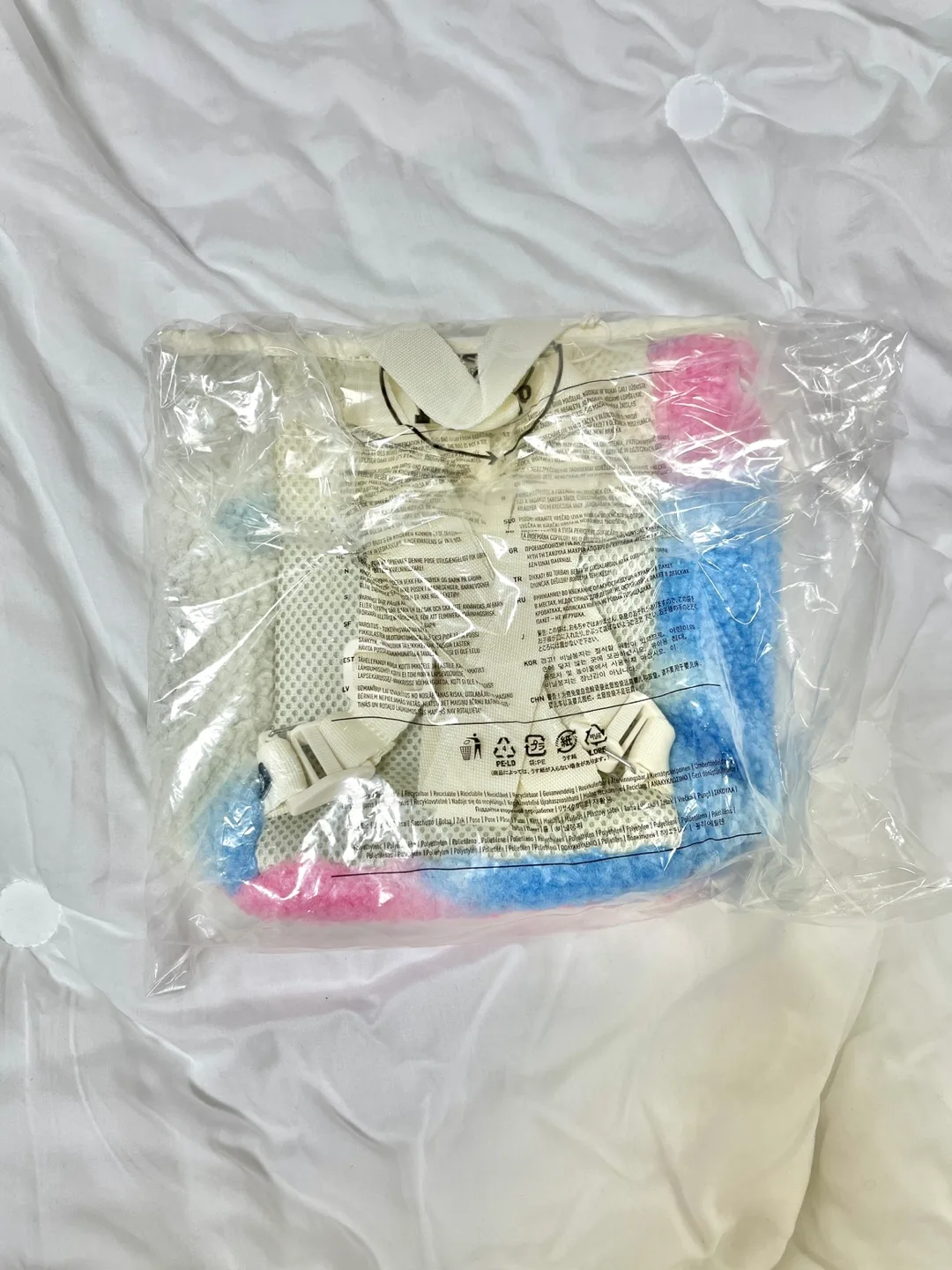 Adidas Mini Bucket Backpack (Brand New & Unopened) image indicator(2)