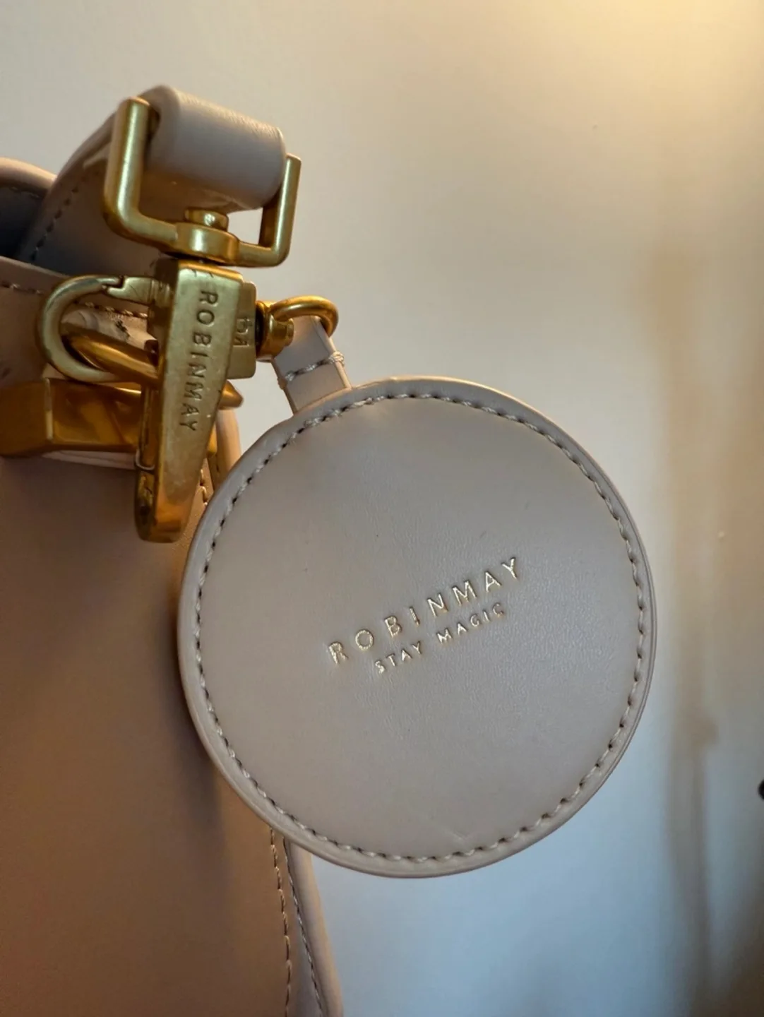 Robinmay crossbody bag image indicator(2)