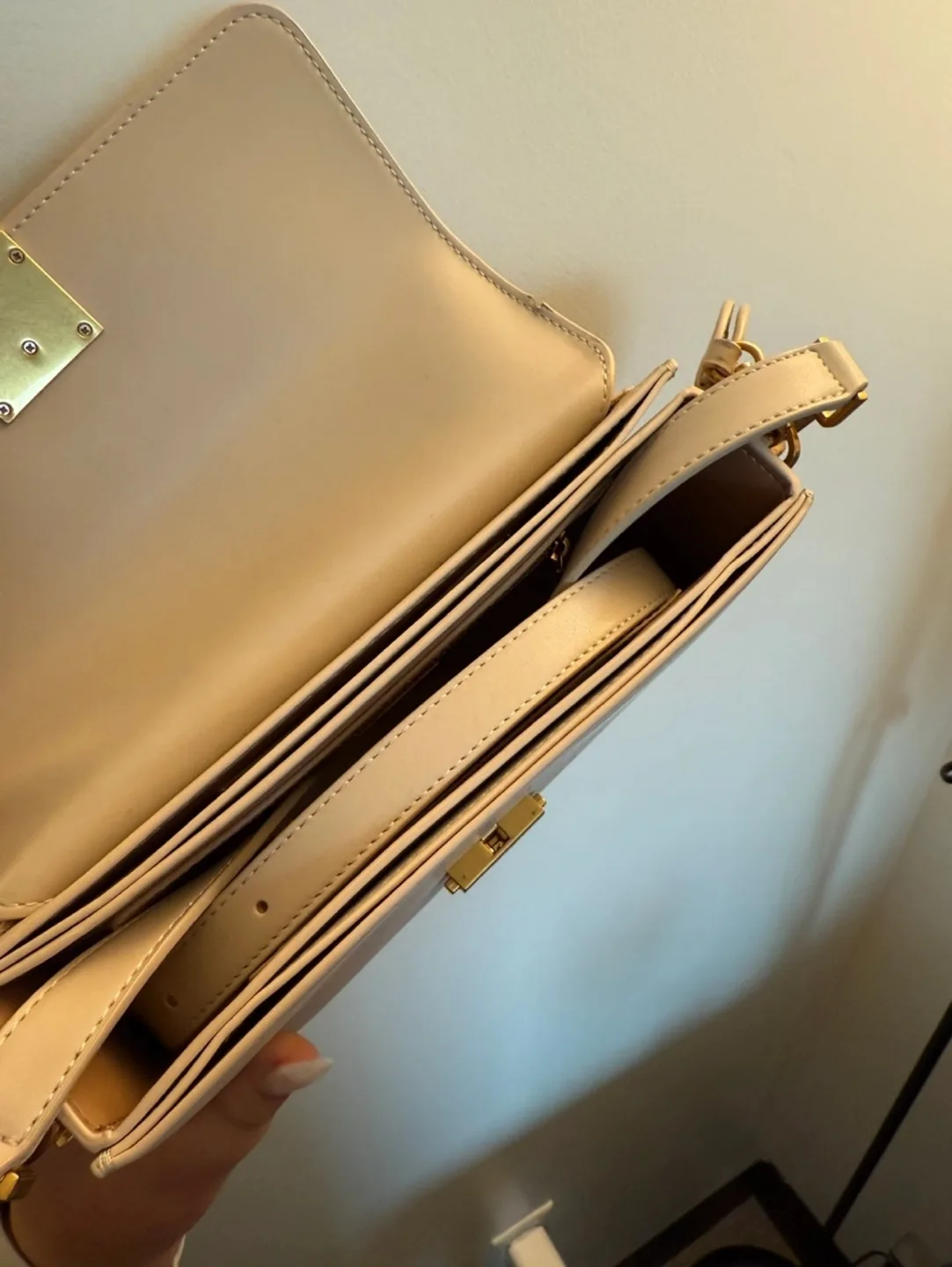 Robinmay crossbody bag image indicator(4)