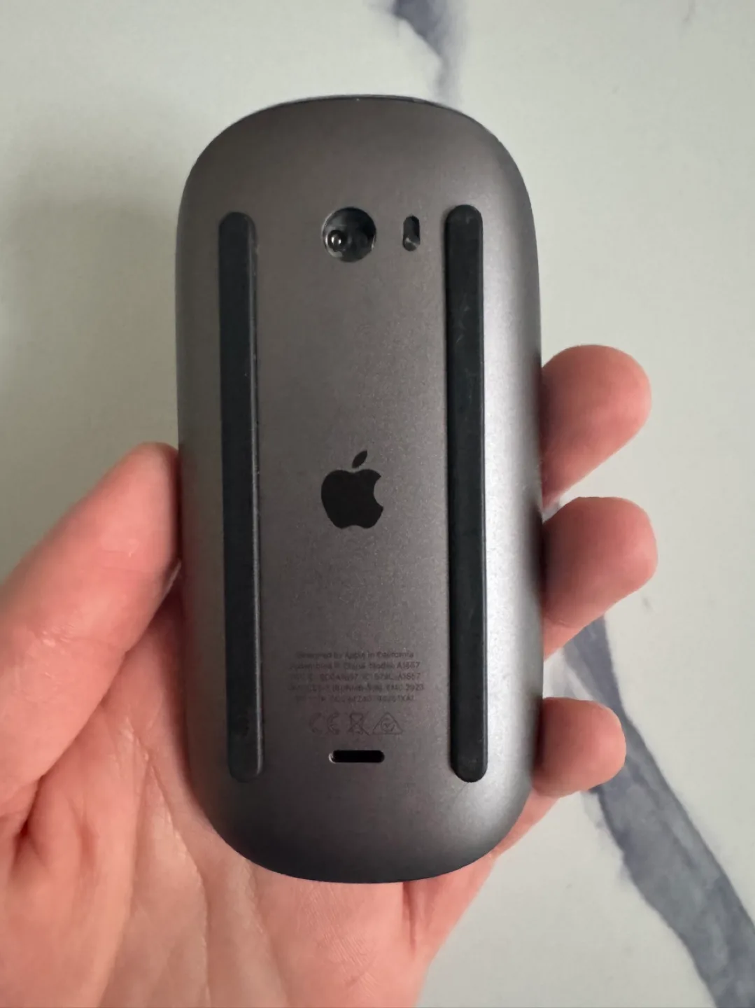 Apple Magic Mouse (Black, Brand New Condition) image indicator(3)