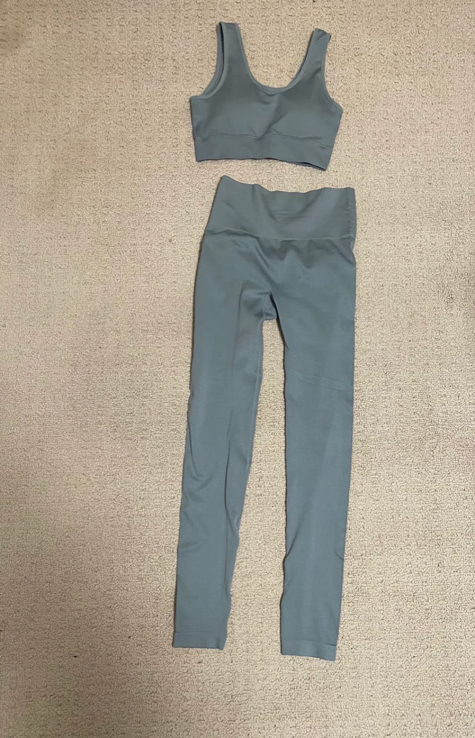 Work out Active wear 2-Piece Set - Sage Green image indicator(2)